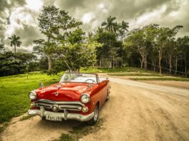 Red car