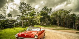 Red car